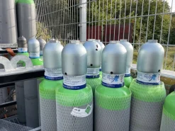 Argon 4.6 gefüllte 20 Liter Gasflasche Schweißargon - Umlaufflasche