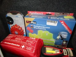 Auto-Sicherheitset, Pannenset 12-teilig, Warnwesten, Handschuhe, Verbandstasche