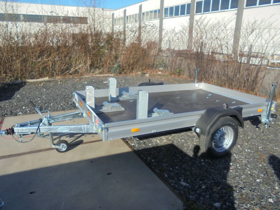 Böckmann Motorradanhänger 1500Kg mit 100km/h