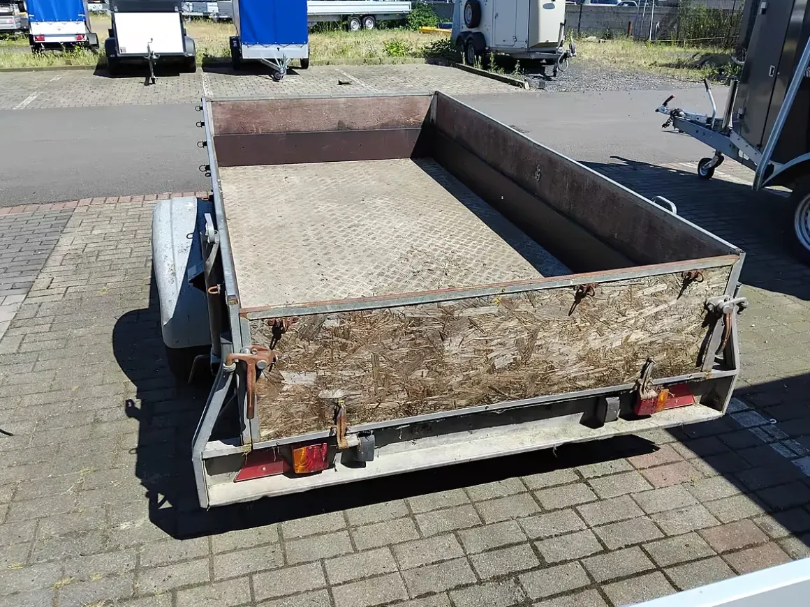 Böckmann PKW Anhänger 1300 kg gebraucht aus Vermietung