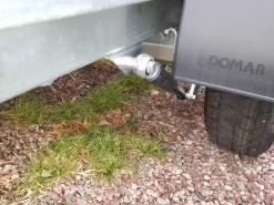 Blyss PKW Kofferanhänger 1300 kg mit 100 km/h
