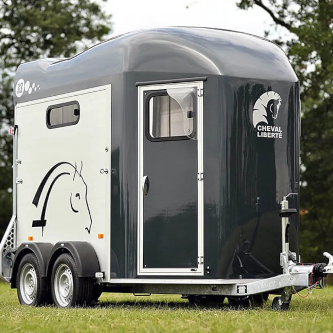 Cheval Liberté GOLD 3 Pferdeanhänger 2600 kg mit Sattelkammer