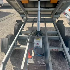 Debon Dreiseitenkipper PW 2.4 LUX 2600kg E-Pumpe - Gebraucht