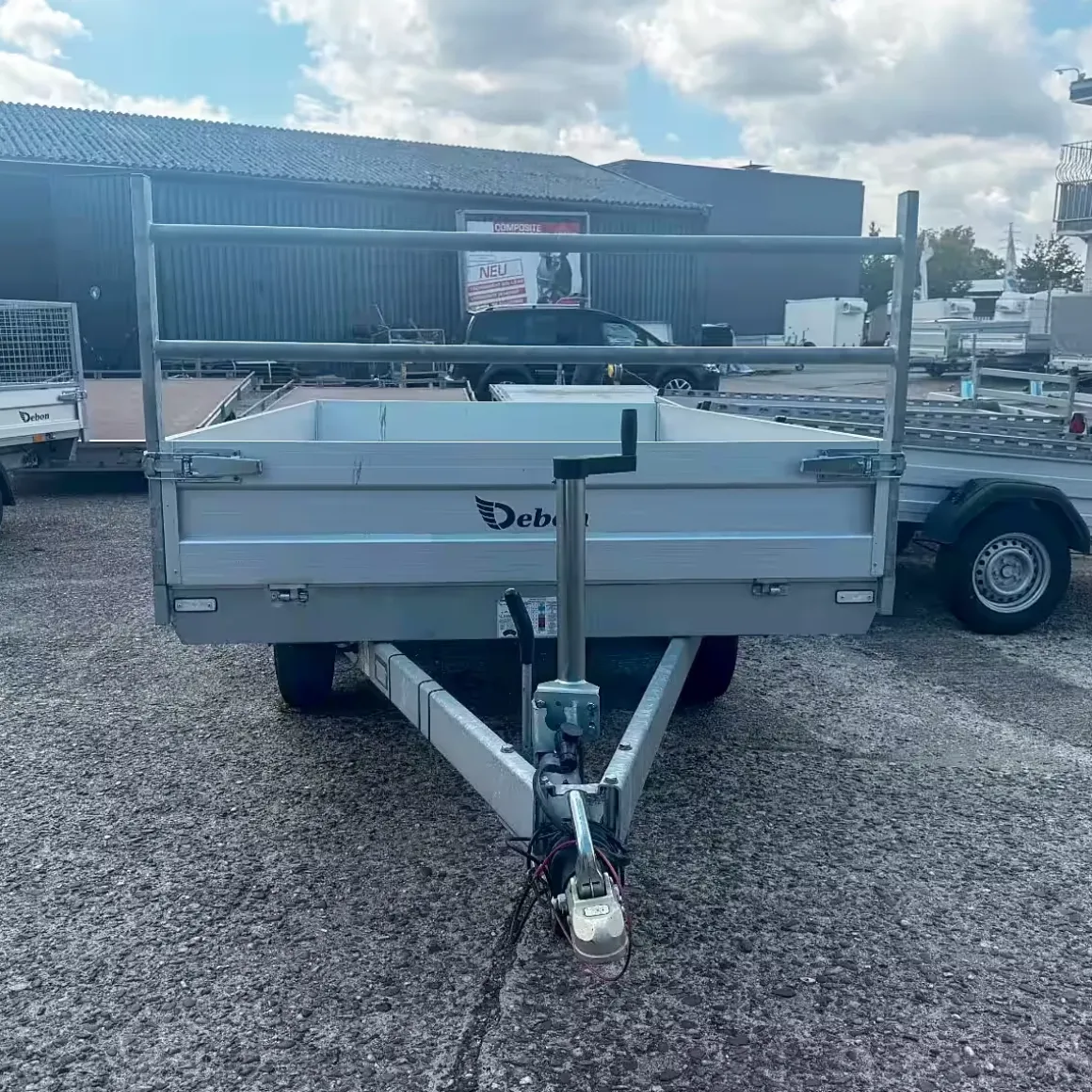 Debon Dreiseitenkipper PW 2.4 LUX 2600kg E-Pumpe - Gebraucht