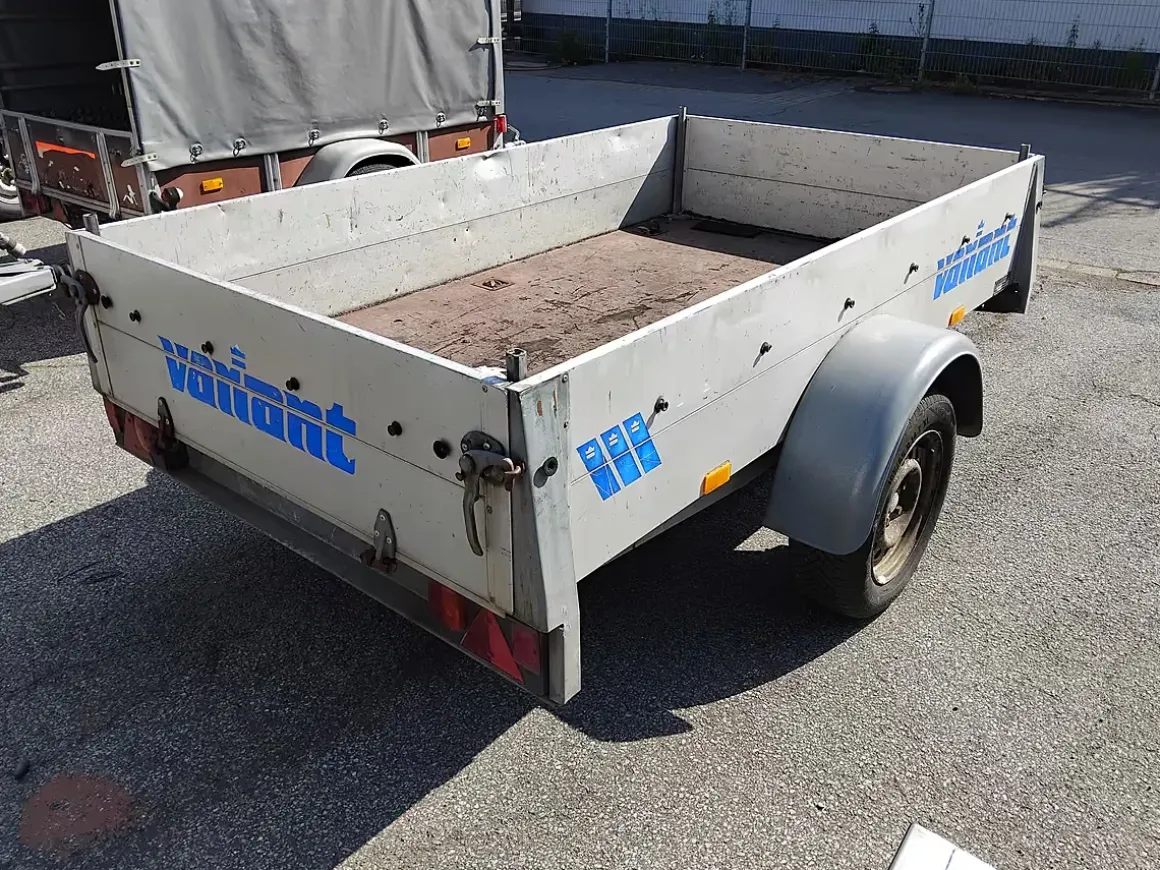 Defor Variant PKW Anhänger 1200 kg gebraucht für "Bastler"