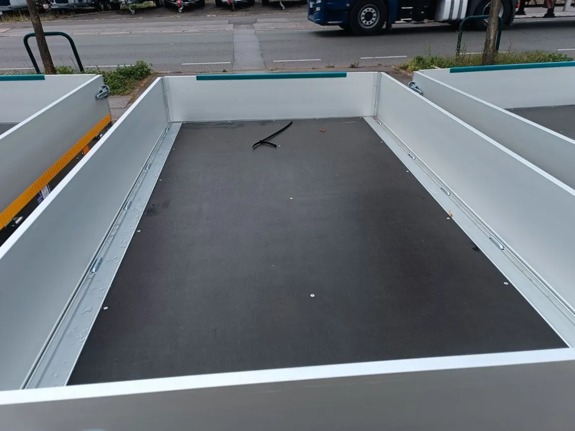 Eduard Hochlader 1.350 kg 2510x1450x300 mm
