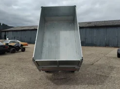 Eduard Rückwärtskipper 2700 kg gebraucht mit Bordwandaufsatz