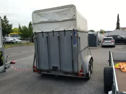 Gebrauchter Böckmann Pferdeanhänger 2000 kg für Bastler