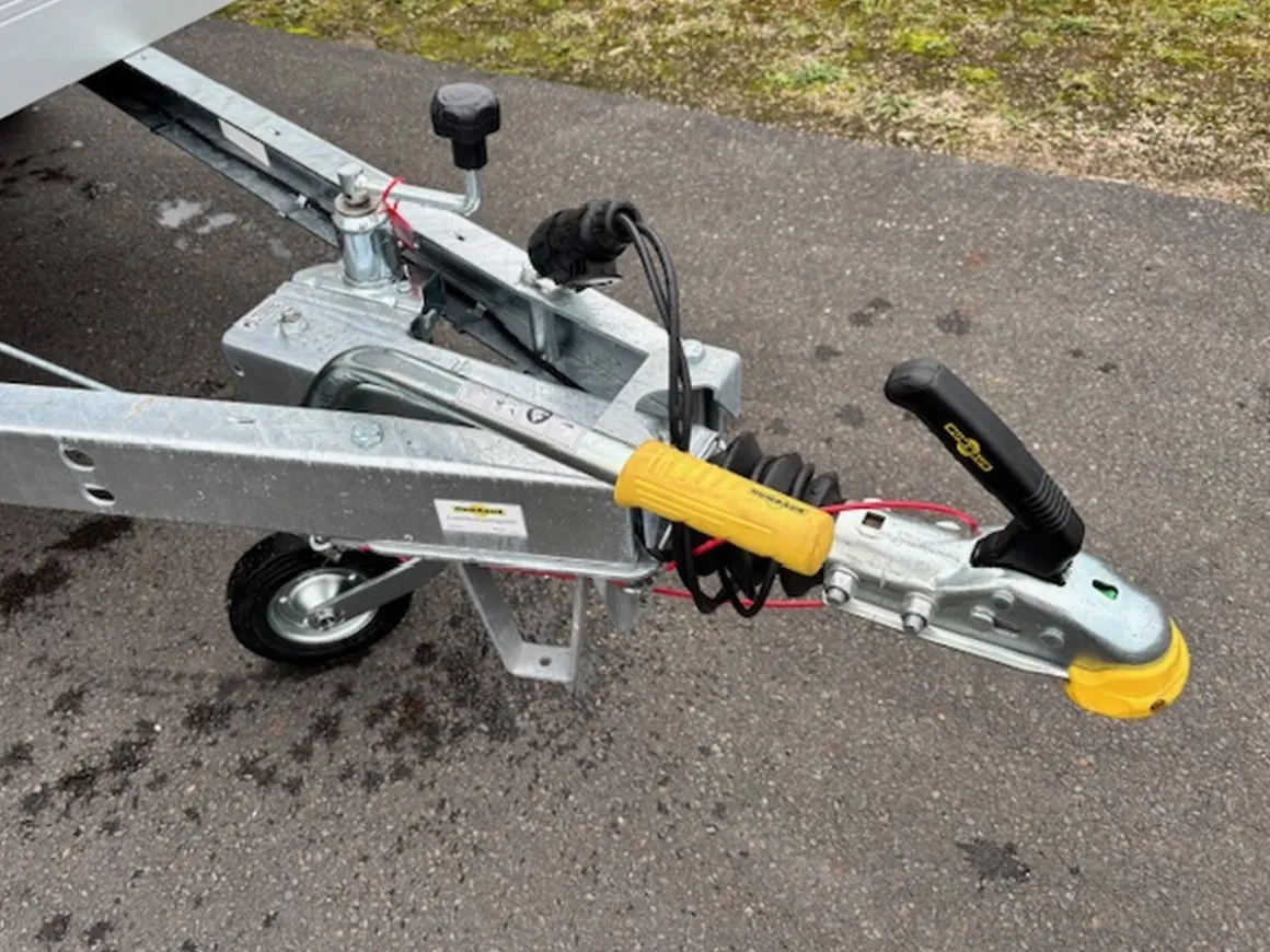 Humbaur HA132513FS Planenanhänger 1300 mm Ladehöhe 1300 kg gebremst Alu