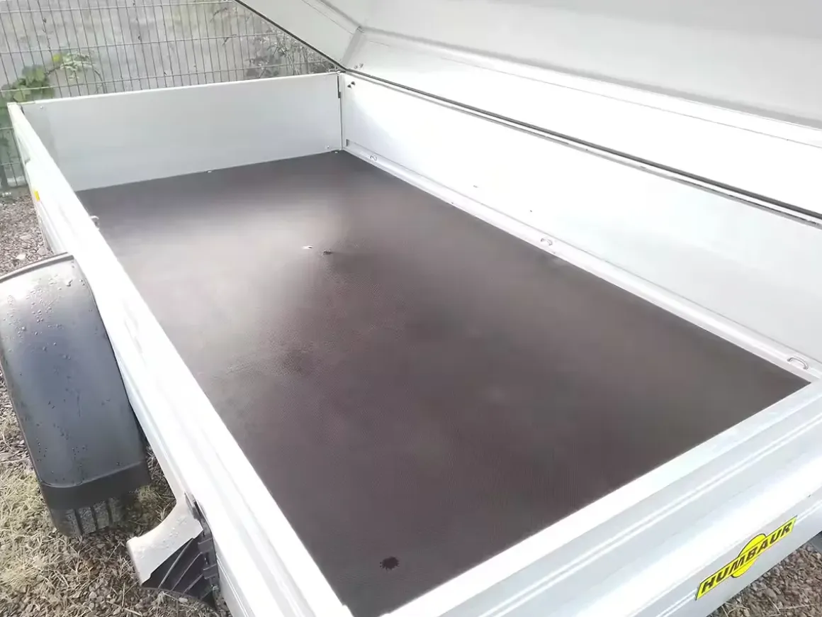 Humbaur PKW Anhänger HA132513 mit Deckelaufsatz (2. Wahl)