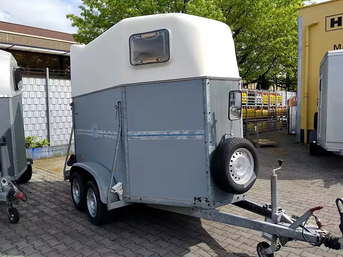 Krämer Pferdeanhänger gebraucht 2.000 kg gebremst