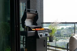 Napoleon Rogue EQ 365 Elektro-Grill mattschwarz