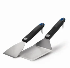 Napoleon Rogue Pro 425 Charcoal inkl. Fullsize Plancha und Tool-Set