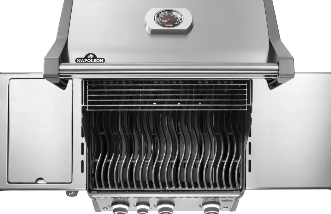 Napoleon Rogue Pro 425 mit Sizzle Zone