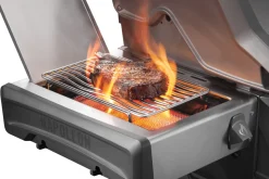 Napoleon Rogue PRO-S 425 mit Edelstahlrosten mit Backburner und Sizzle Zone