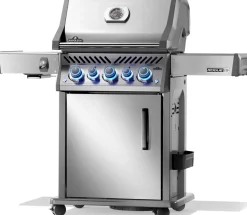 Napoleon Rogue PRO-S 425 mit Edelstahlrosten mit Backburner und Sizzle Zone