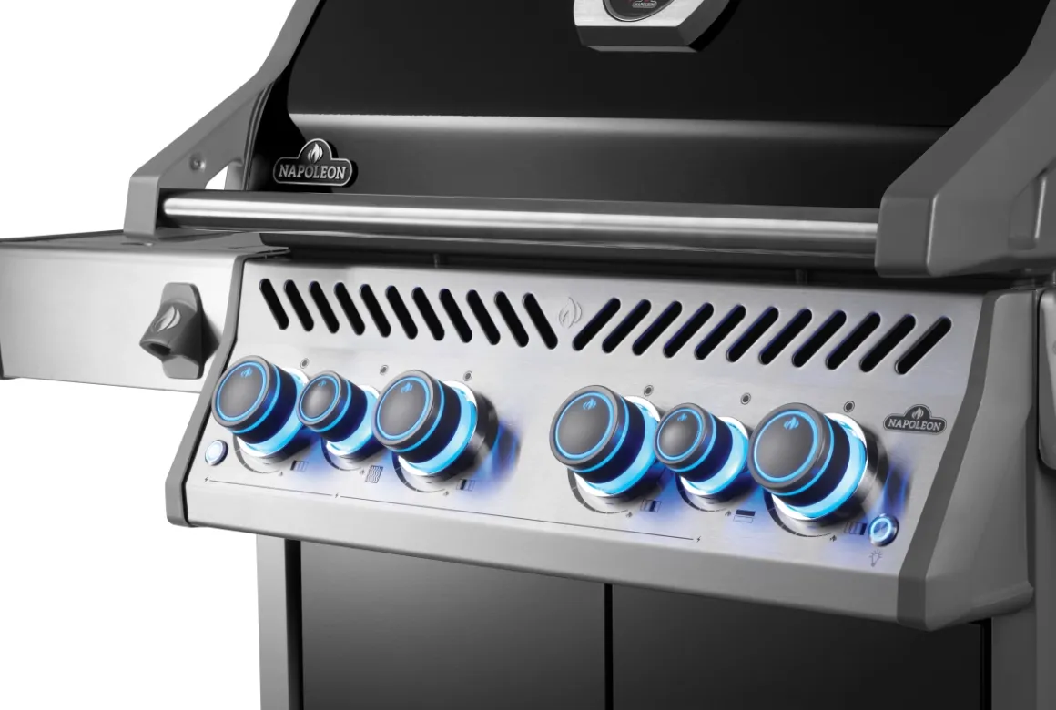 Napoleon Rogue PRO-S 525 mit Gussrosten mit Backburner und Sizzle Zone