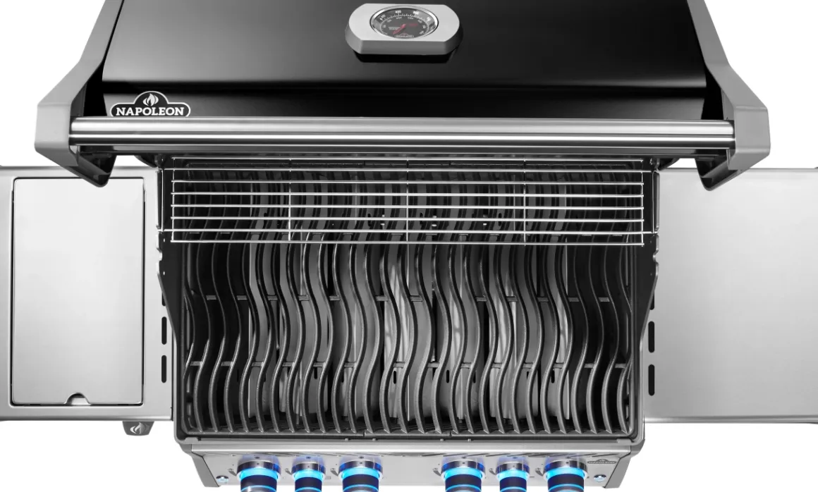Napoleon Rogue PRO-S 525 mit Gussrosten mit Backburner und Sizzle Zone