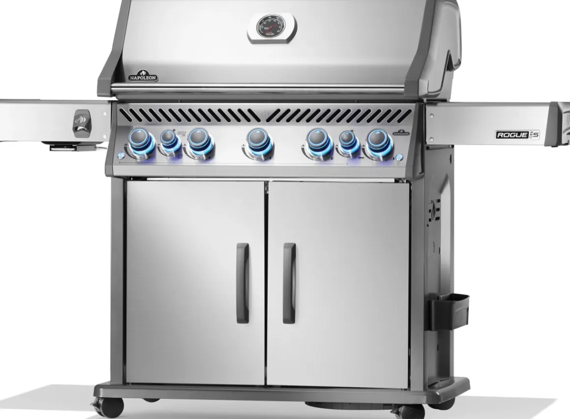 Napoleon Rogue PRO-S 625 mit Infrarot-Seiten (Sizzle Zone)- und Heckbrenner