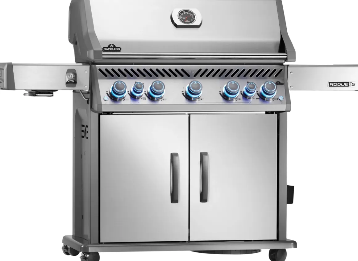 Napoleon Rogue PRO-S 625 mit Infrarot-Seiten (Sizzle Zone)- und Heckbrenner