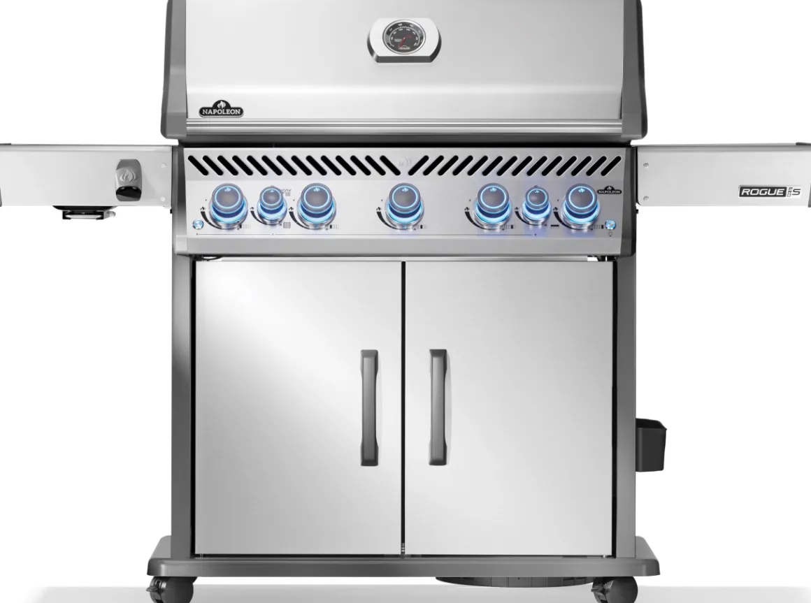 Napoleon Rogue PRO-S 625 mit Infrarot-Seiten (Sizzle Zone)- und Heckbrenner