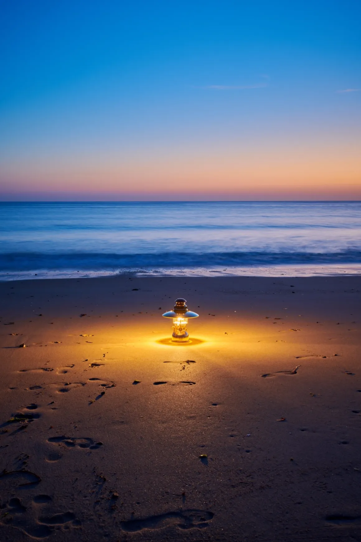 Petromax Starklichtlampe | Petroleumlampe Messing | Gold mit Reflektorschirm