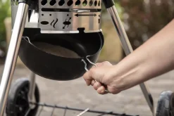 Weber Master Touch E-6755 Holzkohlegrill