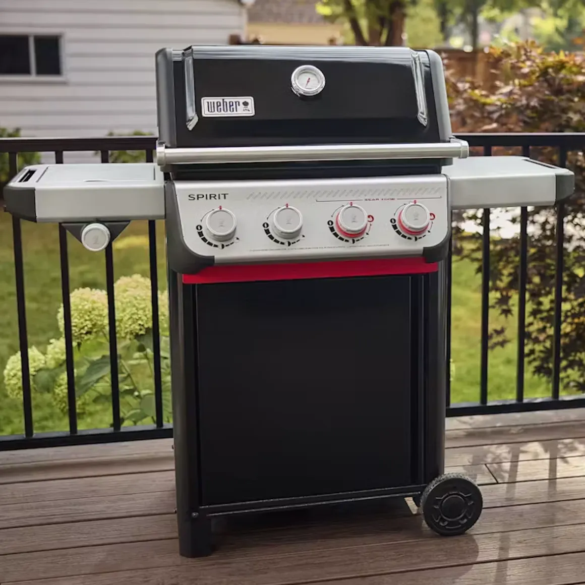 Weber Spirit E-435 Gasgrill schwarz