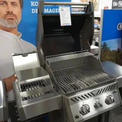 Windschutz für Napoleon Rogue (kleine Sizzle Zone)  und Freestyle 4-teilig mit Spießauflage