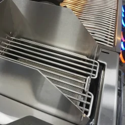 Windschutz für Napoleon und Broil King 800 Grad Seitenkocher | Sizzle Zone (groß) mit Spießauflage